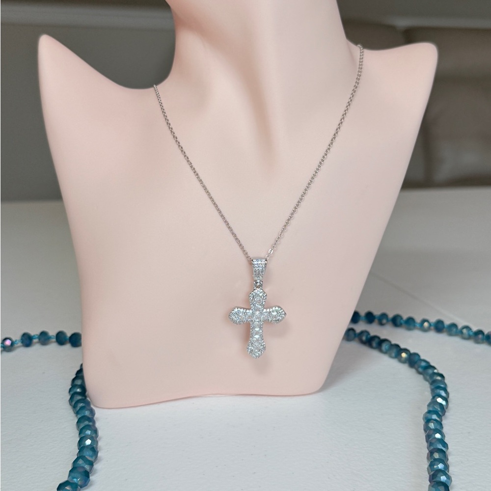 Silver Cubic Zirconia Cross Pendant Necklace